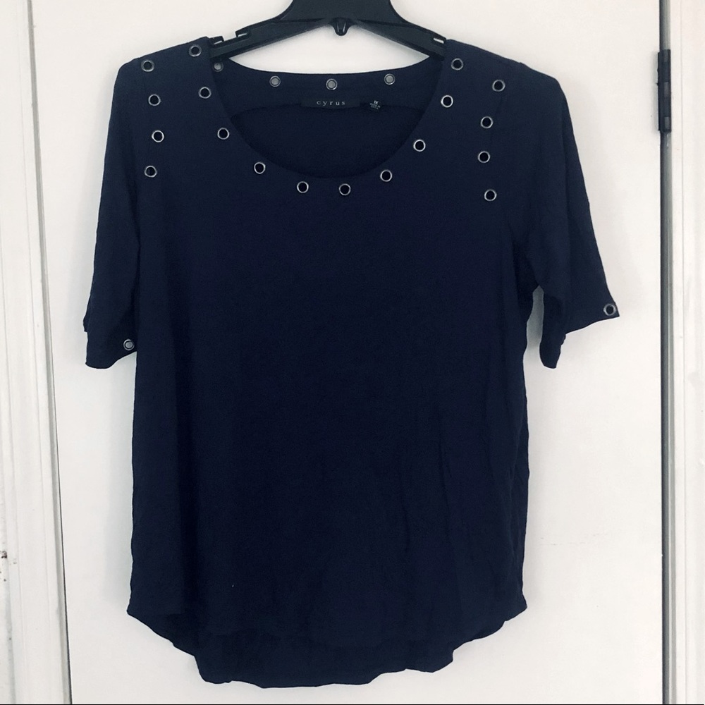 Navy blue short sleeve top with silver grommets around the neckline & arms 1X